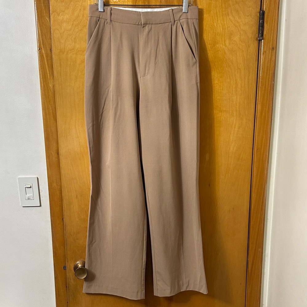 Women’s Pleated Trouser Zara